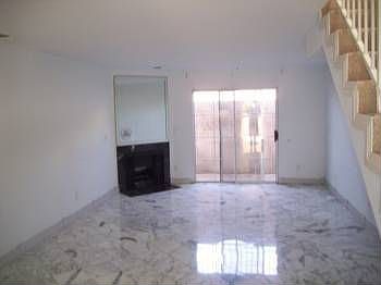 4th image of 10128 Hillhaven Ave APT 105