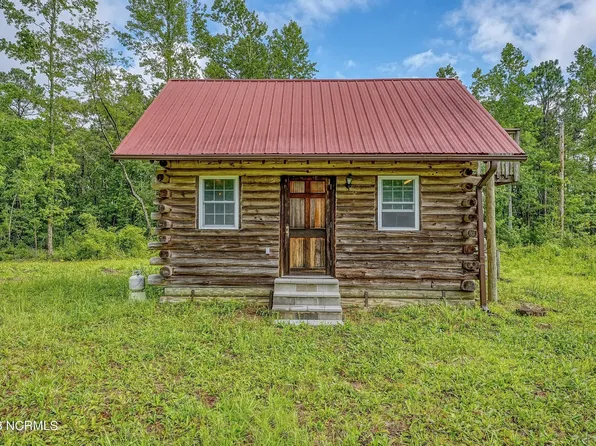 5840 Green Swamp Rd, Ash, NC 28420