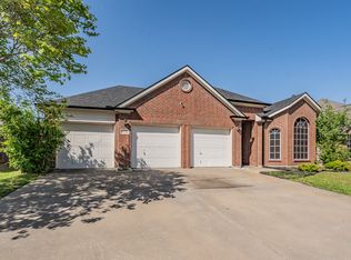 8130 La Frontera Trl, Arlington, TX 76002