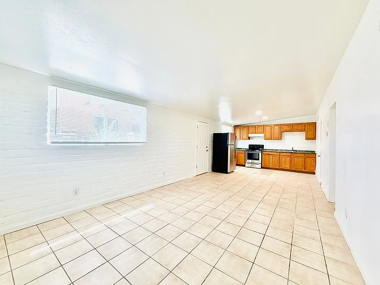 The Derby Apartments — Photo 40