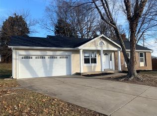5 Rock Pond Ct, Saint Peters, MO 63376
