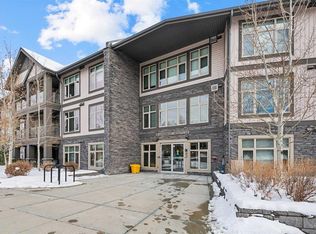 45 Aspenmont Hts SW #305, Calgary, AB T3H 0E6