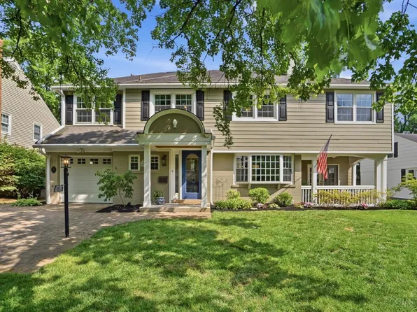 6509 Mariemont Ave, Cincinnati, OH 45227