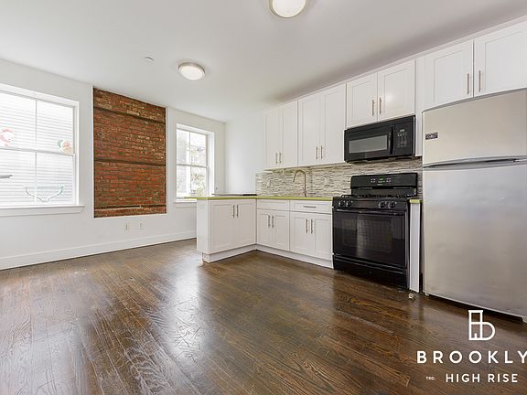 3rd image of 151 Meserole St APT 2