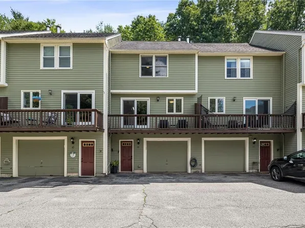 44 Sanwood Dr, Burrillville, RI 02830