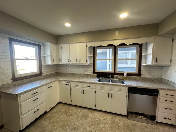 721 Mulberry St, Hammond, IN 46324