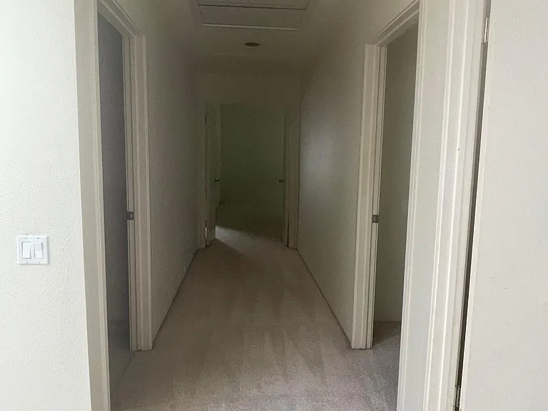 1915 Discovery Village Ln — Photo 16