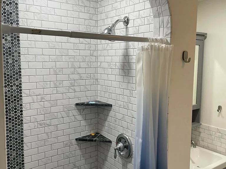 416 E Main St #302 — Photo 15