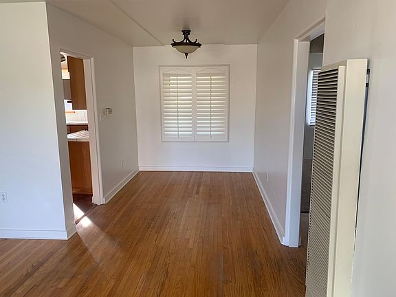 2nd image of 3922 Donna Ave