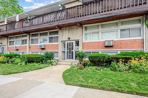 3 Duryea Pl #1D Photo 1 3 Duryea Pl #1D Photo 1