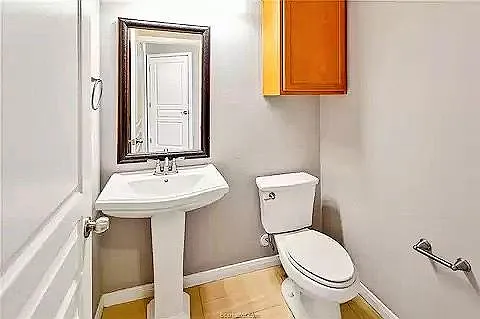 2531 Warkworth Ln — Photo 19