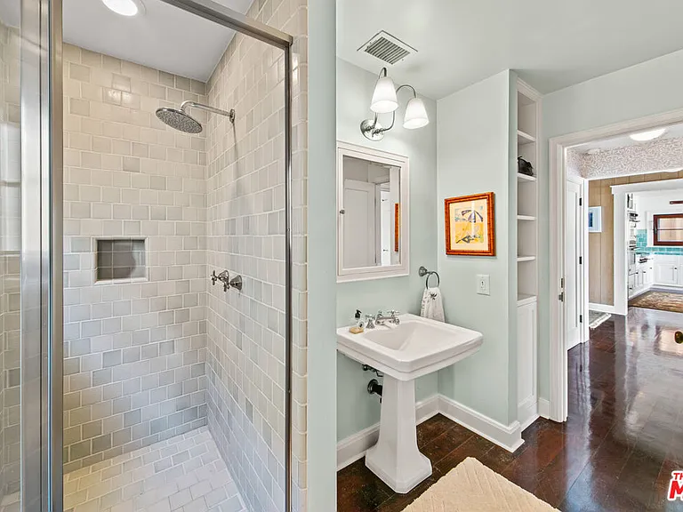 24542 Malibu Rd — Photo 10