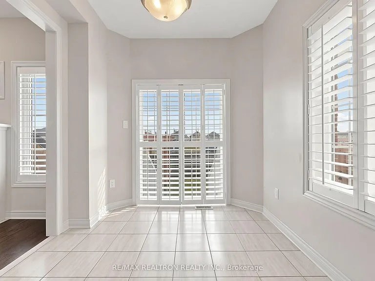 59 Jevons Dr — Photo 7