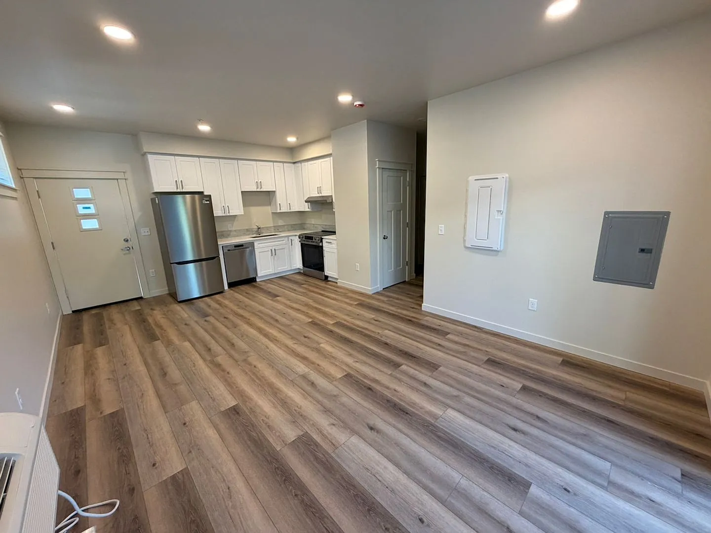 Lincoln Street Apartments — Photo 4