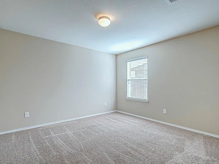 120 Abelia Dr — Photo 10