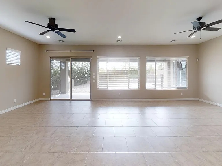 2267 E Tomahawk Dr — Photo 14