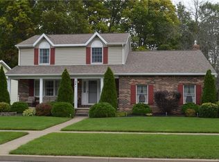 341 Homestead Dr, North Tonawanda, NY 14120