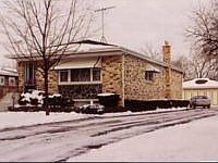 1st image of 635 W Lorraine Ave