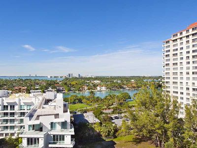 6365 Collins Ave APT 1107, Miami Beach, FL, 33141