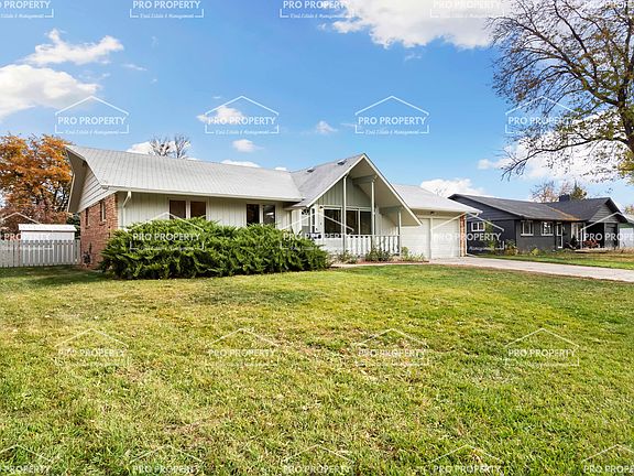 2nd image of 1626 Pinyon Ct