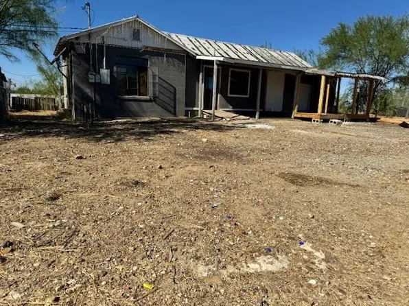520 Okane St, Laredo, TX 78040
