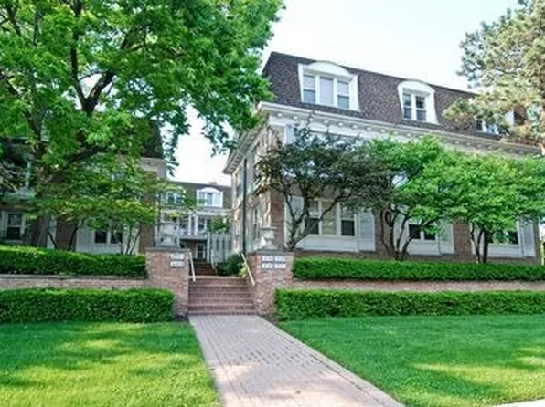2131 Central St, Evanston, IL 60201