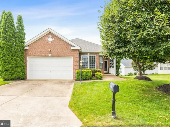 3750 China Grove Mews, Dumfries, VA 22025