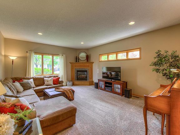 5th image of 5035 Quantico Ln N