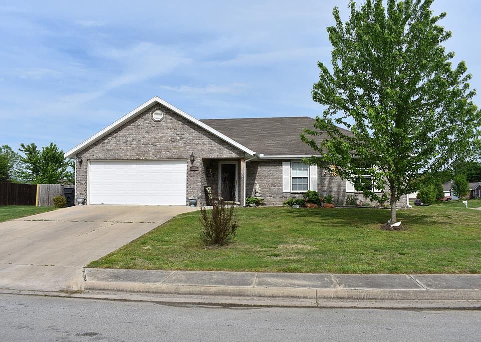 1st image of 1384 Hillis Pl