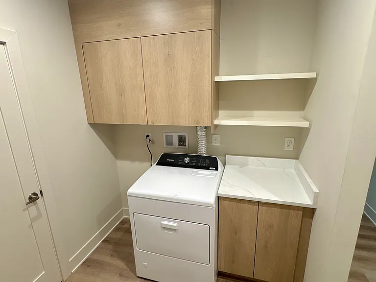 2212 N Cambridge Ave #2212 — Photo 13