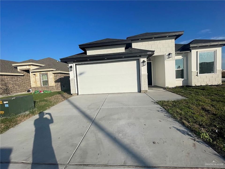 1st image of 4004 Roman Cir