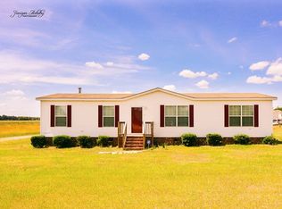 1595 Indian Springs Rd, Mount Olive, NC 28365