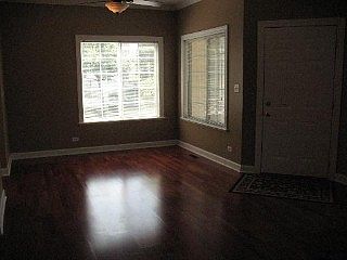 5th image of 187 N Oakhurst Dr