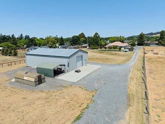 3rd image of 534 Mountain View Avenue