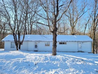 1077 Harpersfield Rd, Geneva, OH, 44041