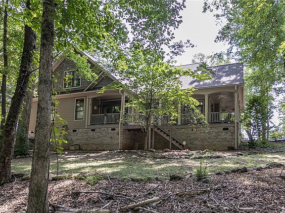4th image of 255 Oak Rd