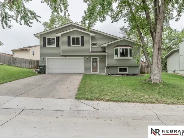 13812 Jennifer Rd, Omaha, NE 68138