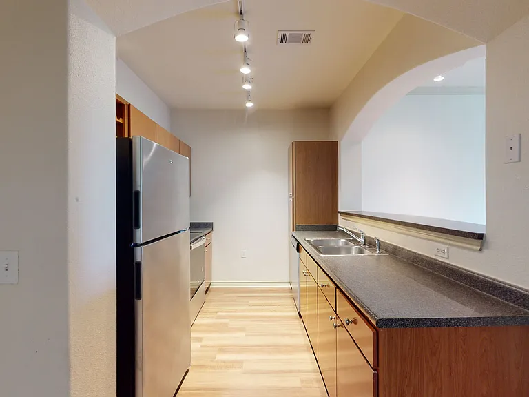 Ridge at Blue Hills — Photo 42