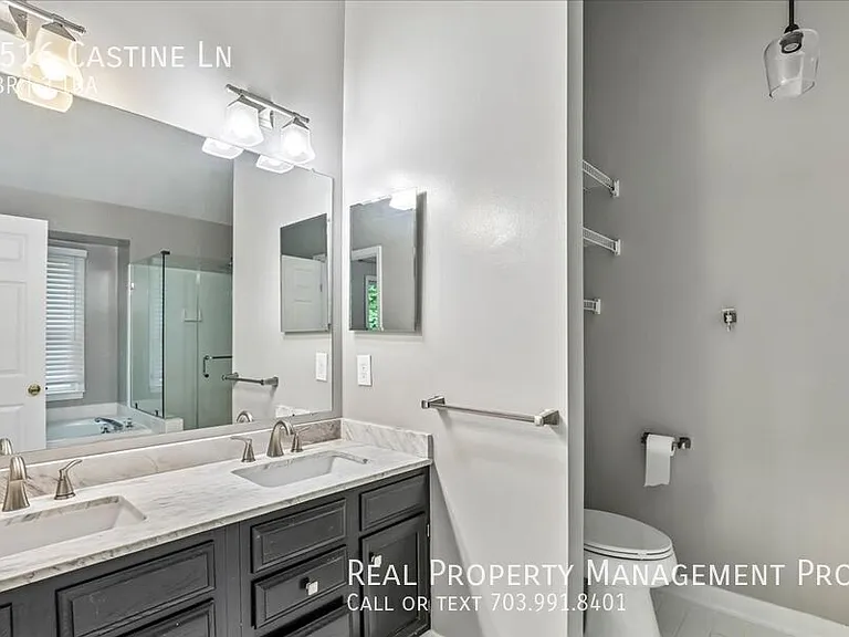 6516 Castine Ln — Photo 13