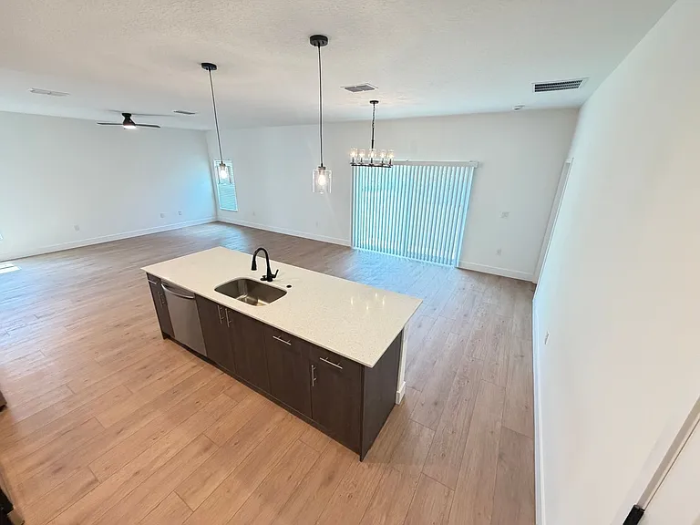 430 Wellwood St SW — Photo 14