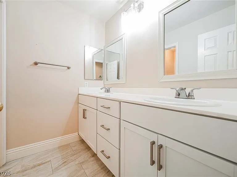 2343 Brockton Way — Photo 53
