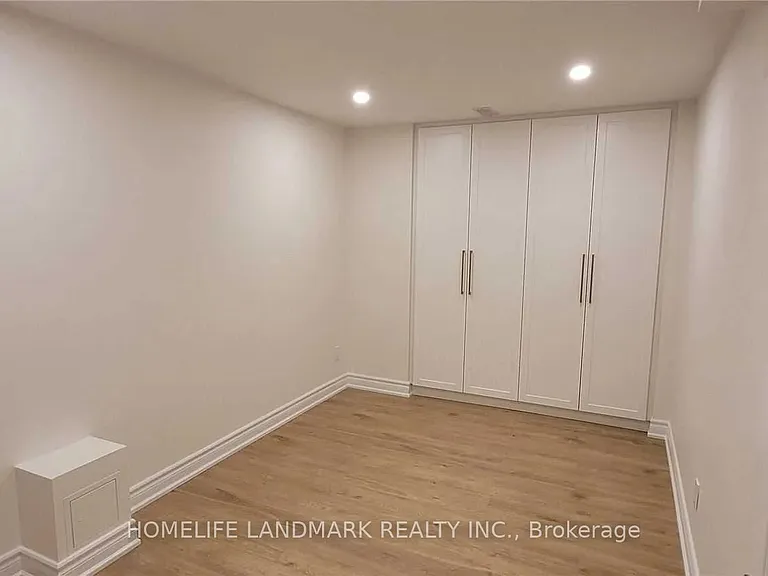 2564 Comet Ct — Photo 11