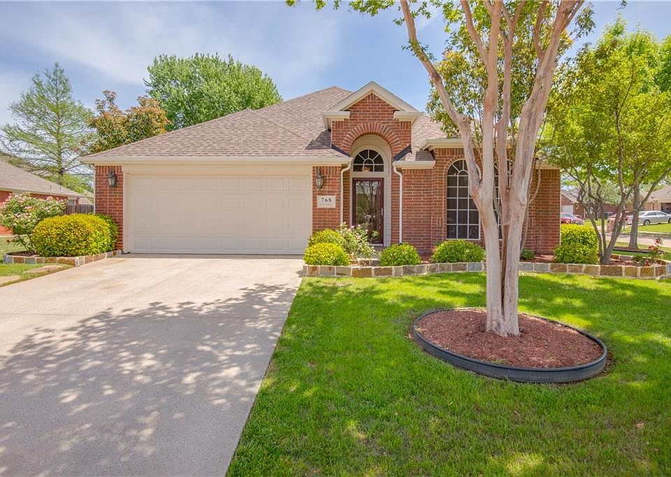 1st image of 768 Lacey Oaks Ln