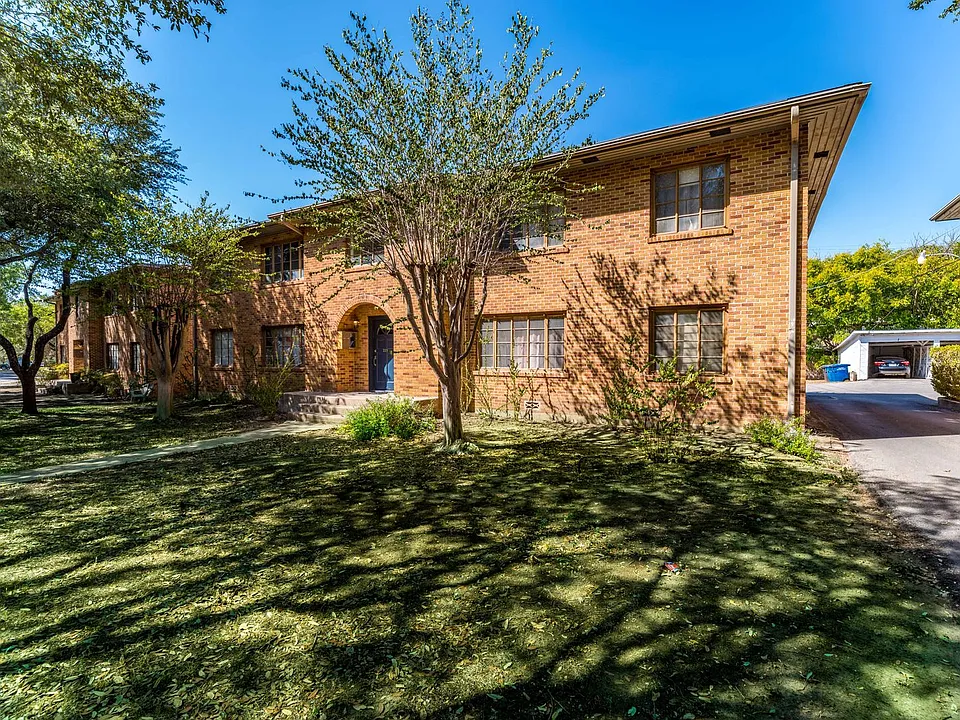 229 Natalen Ave #4
