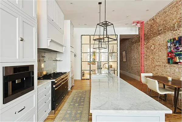Sold by Charie Properties LLC | media 3