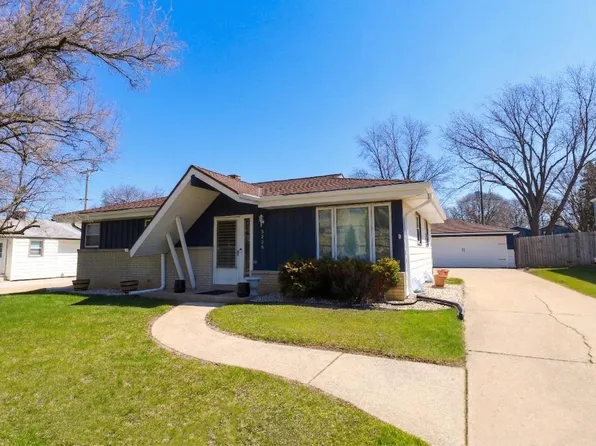 5228 South 9th STREET, Milwaukee, WI 53221