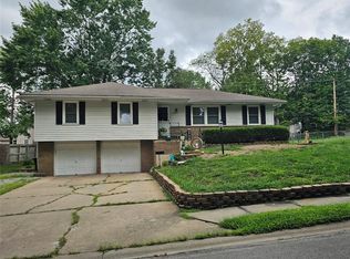 12808 Manchester Ave, Grandview, MO 64030