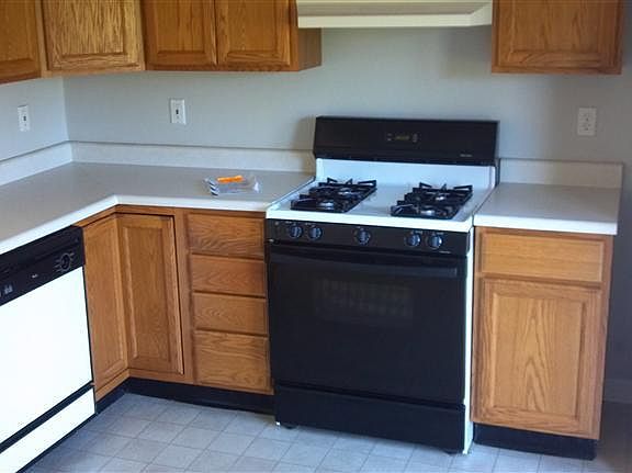 3rd image of 2448 W 63rd Ave