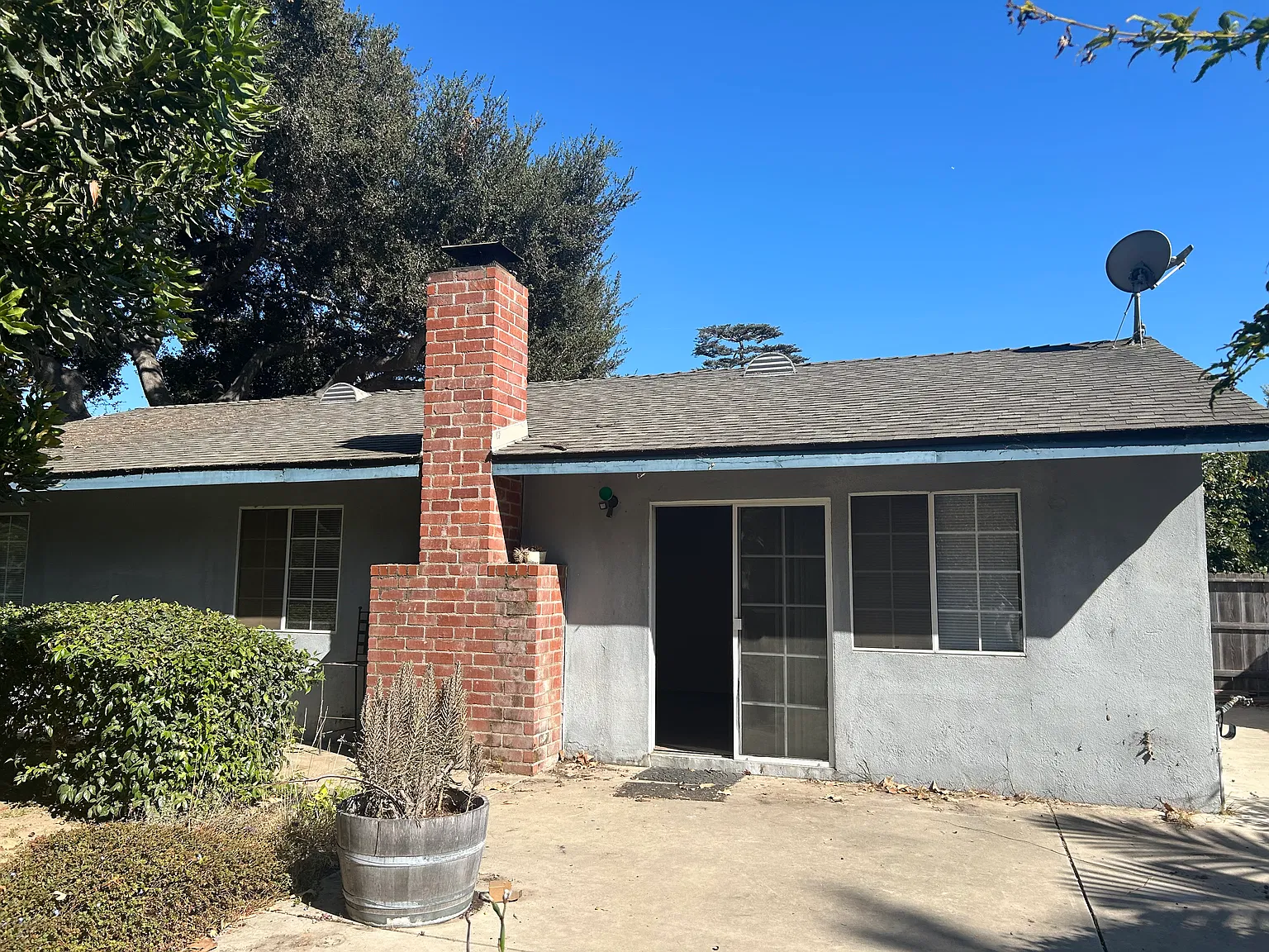 3 bed, 1246 sqft, $4,850 — Photo 2