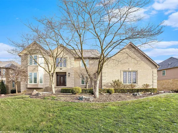 54310 Ridgeview Dr, Shelby Township, MI 48316